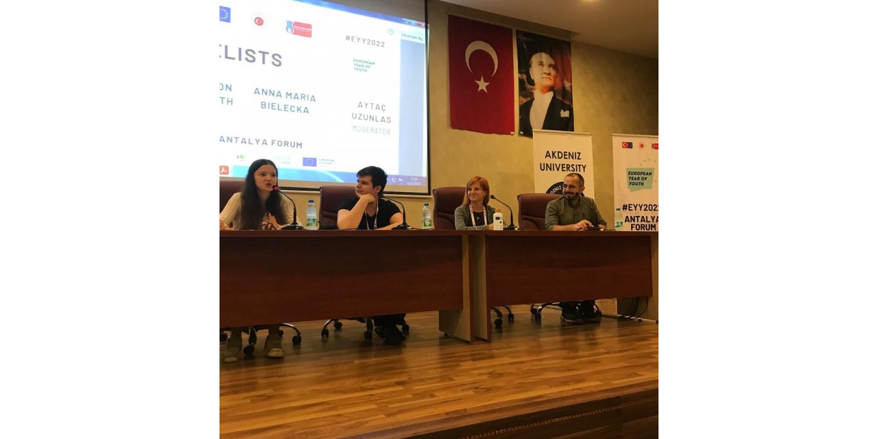 Avrupa Gençlik Yılı (EYY) Forum panelinde gençliğin önemi konuşuldu