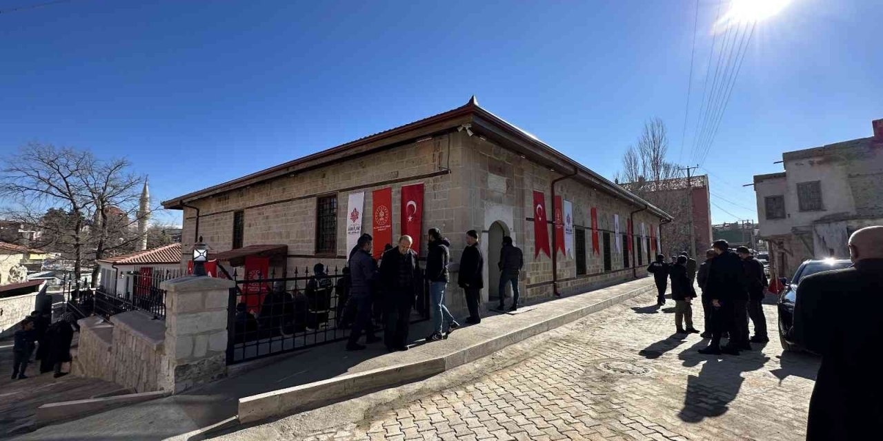 6 Asırlık Cami Restorasyonun Ardından Yeniden İbadete Açıldı