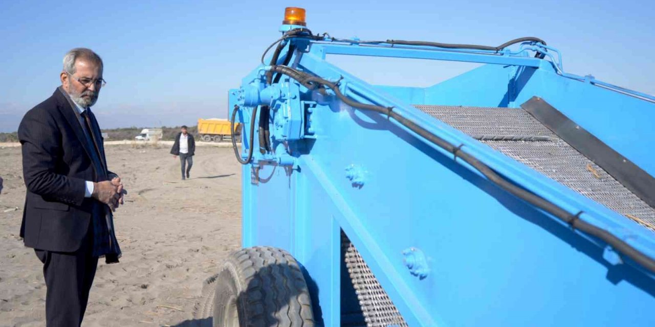 Tarsus plajı yaza hazırlanıyor