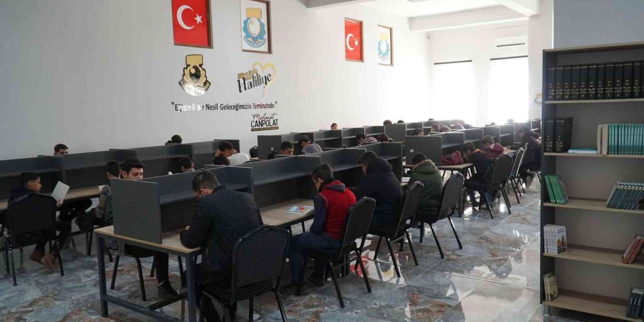 Başkan Canpolat’ın eğitime verdiği önem karşılık buluyor