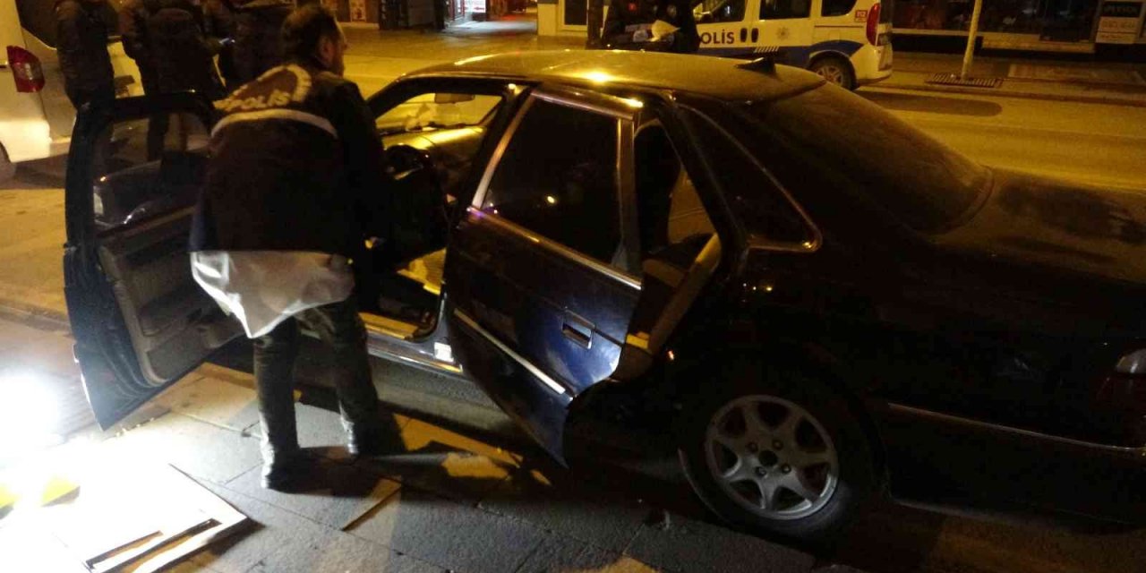 Malatya’da silahlı kavga: 1’i ağır 2 yaralı