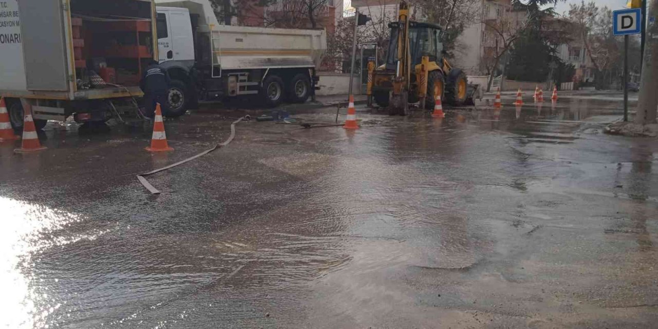 Yılın son gününde vatandaşlara su kesintisi sürprizi