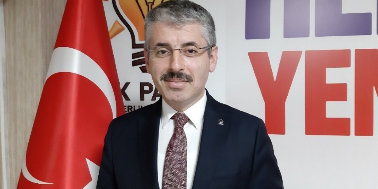 Başkan Çopuroğlu: "Yeni yılın tüm insanlığa sağlık, huzur ve mutluluk getirmesini dilerim"