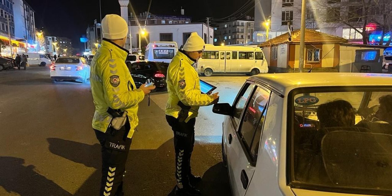 Polisten yılbaşı denetimi