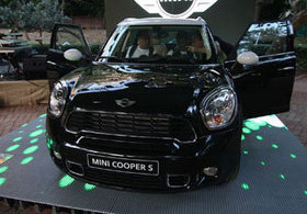 Yeni MINI'yi gördünüz mü?