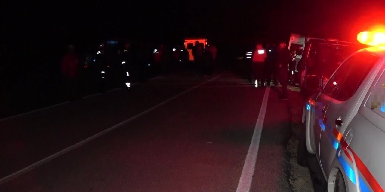 İran ve Rus uyruklu 4 turist dağda kayboldu