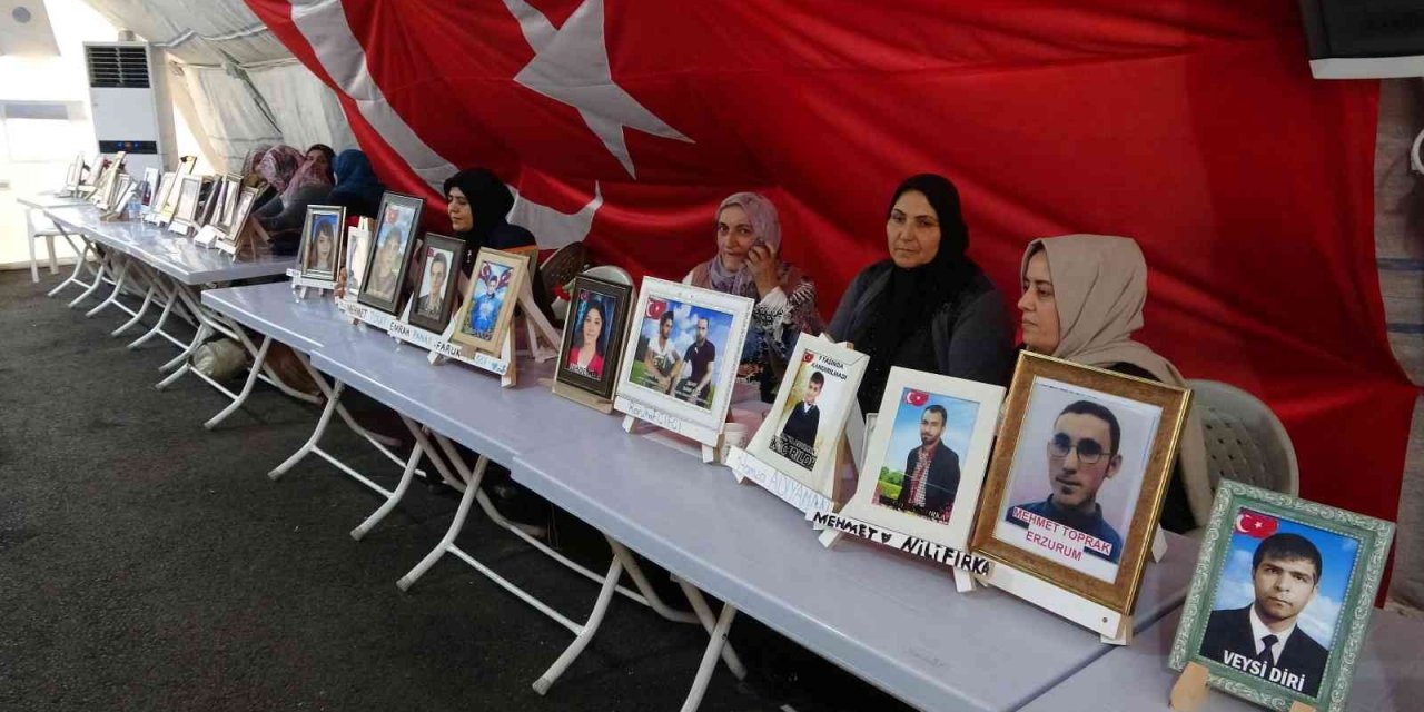 Ailelerin direnişi bin 218 gündür kararlılıkla devam ediyor