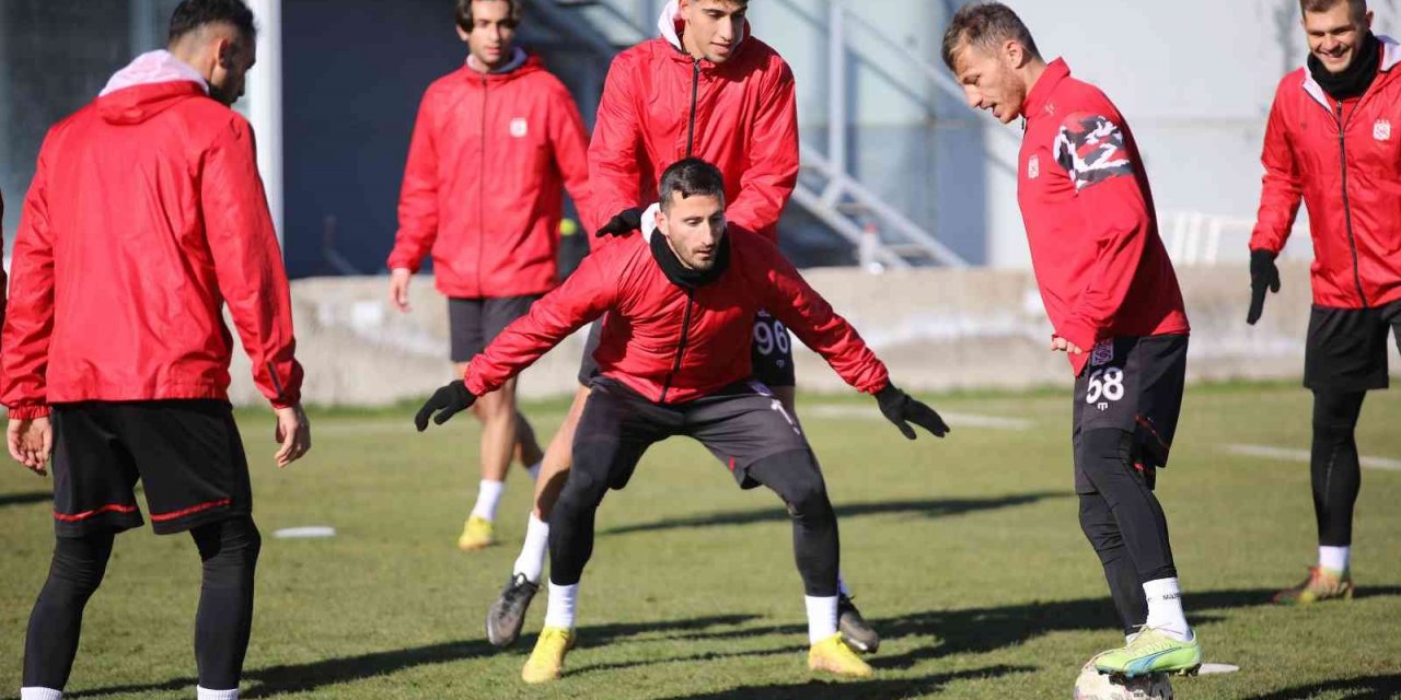 Sivasspor’da Konya maçı hazırlıkları sürüyor