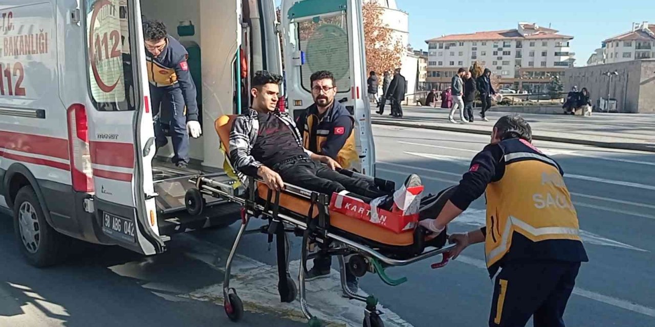 Sivas’ta aynı yerde kaza üstüne kaza, kazaların nedeni ise gereksiz merak