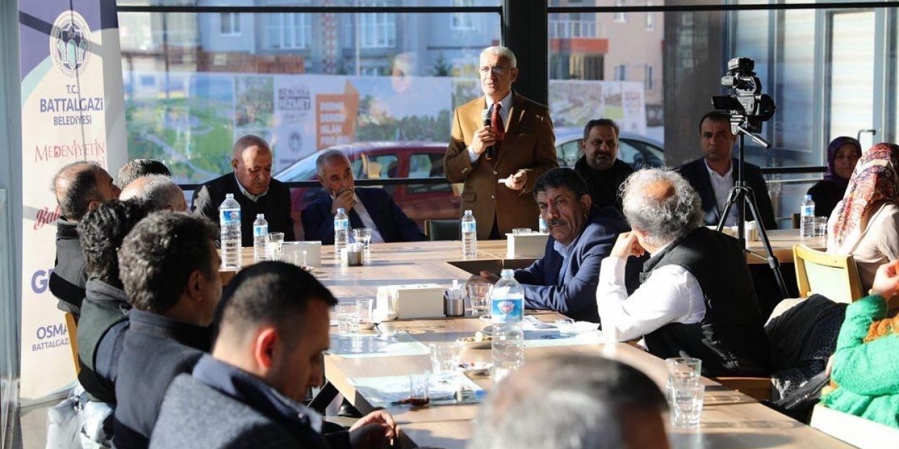 Başkan Güder, esnaf ve oda başkanlarıyla bir araya geldi
