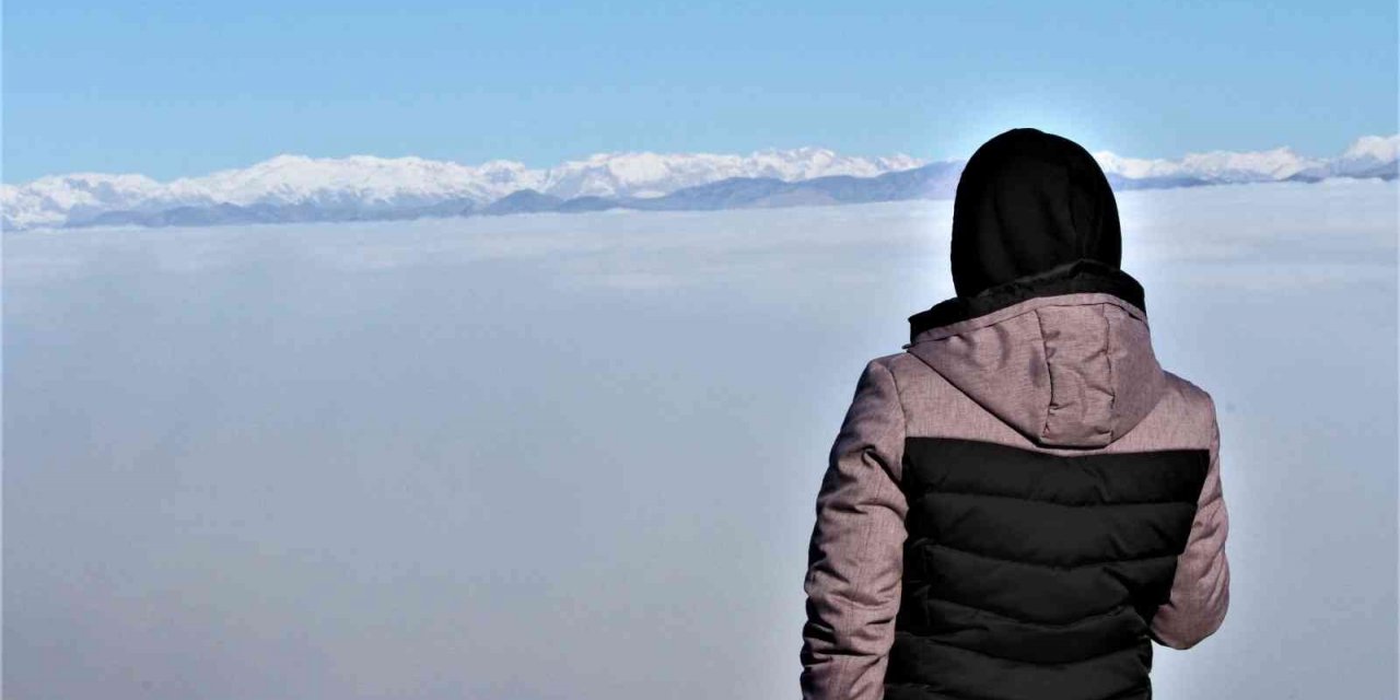 Elazığ ve Keban Baraj Gölü sis denizinde kayboldu