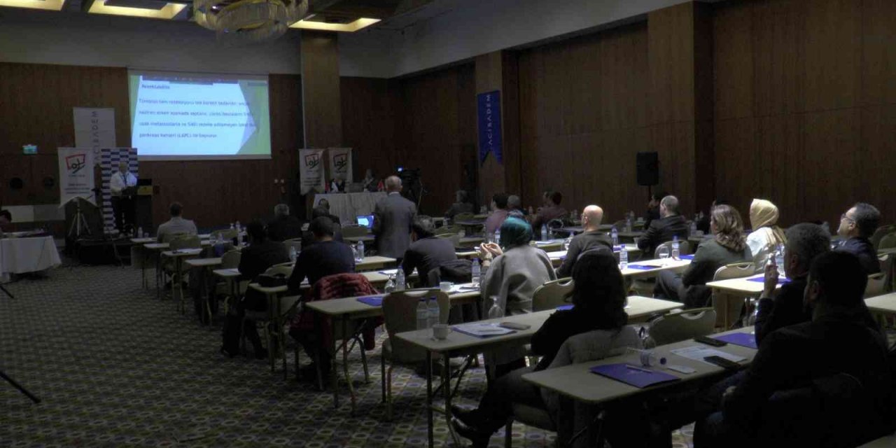 Doktorlara güncel kanser tedavileri toplantısı