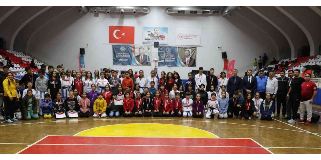 Aydın’da karate il birincileri belli oldu