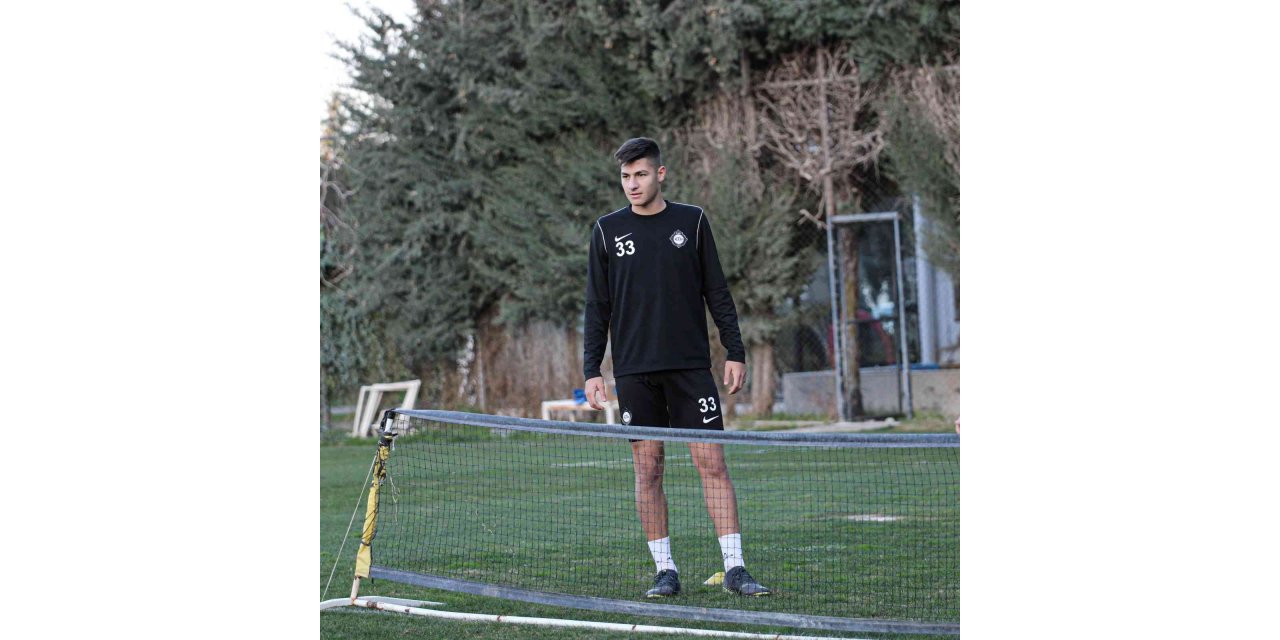 Altaylı Efe Sarıkaya’ya milli davet