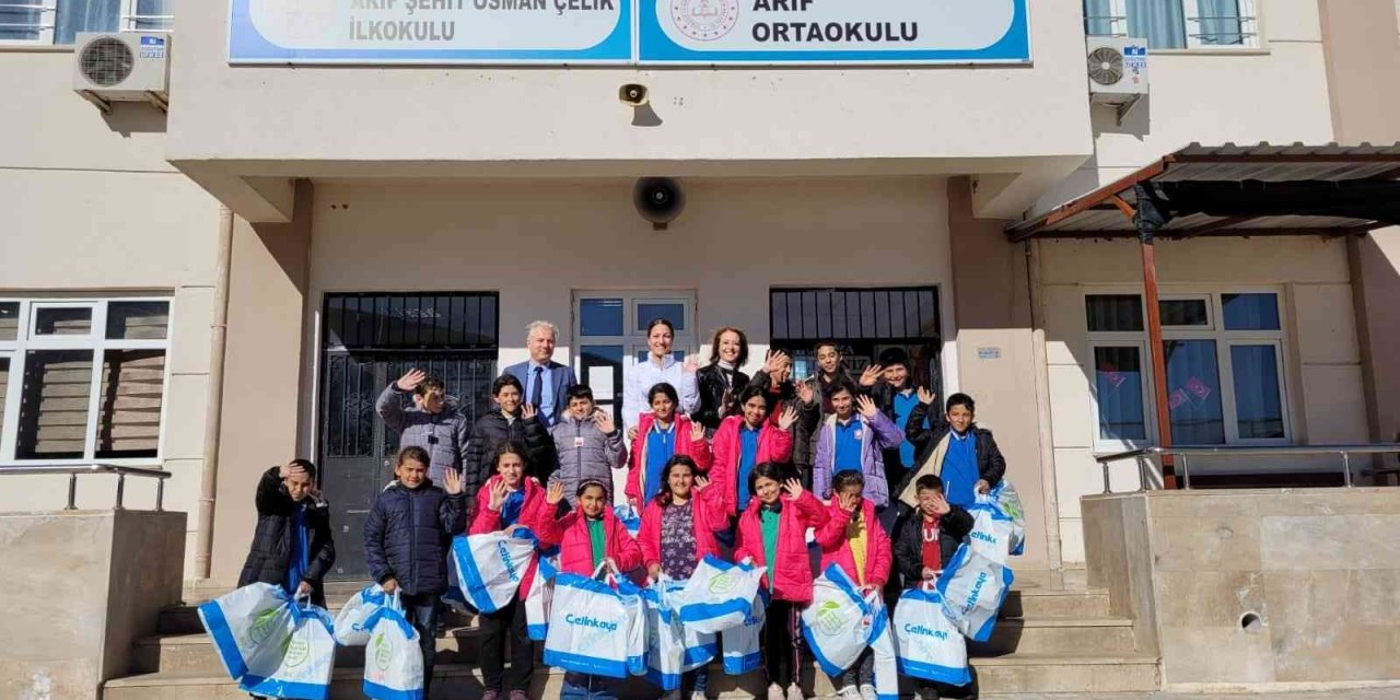 Bahçeşehir Koleji Konyaaltı Kampüsü velilerinden köy okuluna destek