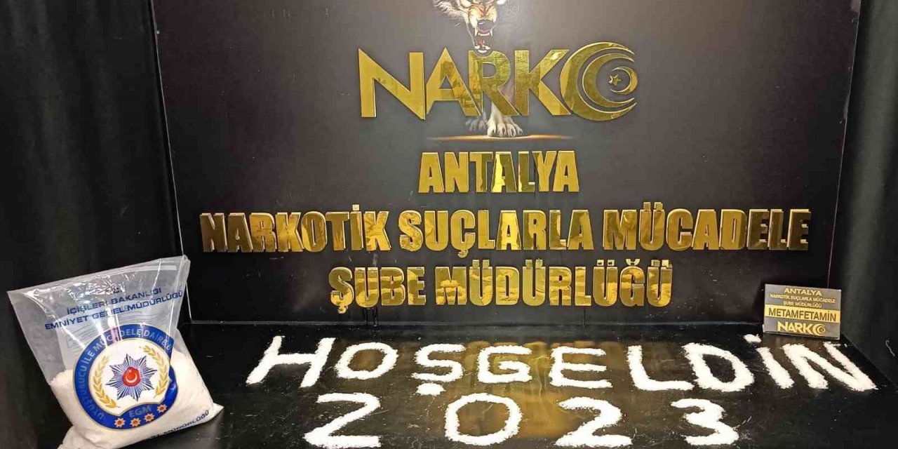 Mama kutusu içinde 5 kilogram uyuşturucu ele geçirildi