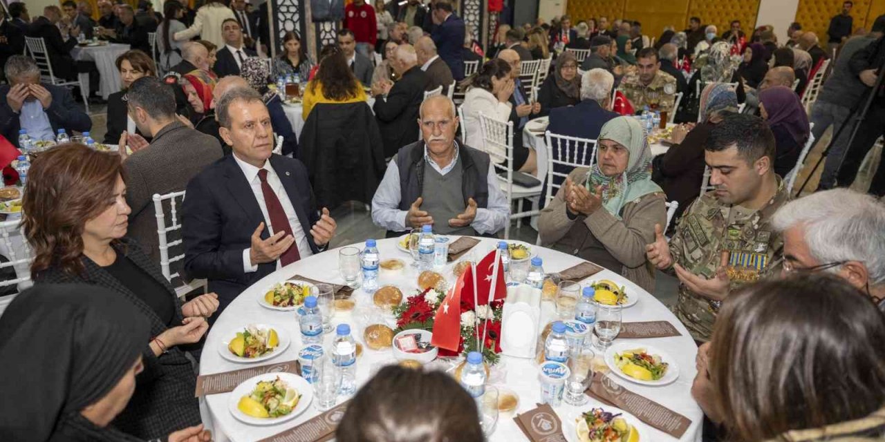 Seçer, şehit aileleri ve gazilerle bir araya geldi