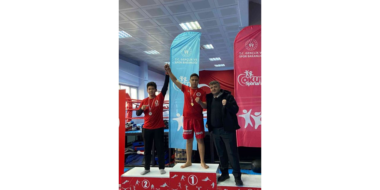 Kick Boksta Köyceğizli Yaman il birincisi oldu