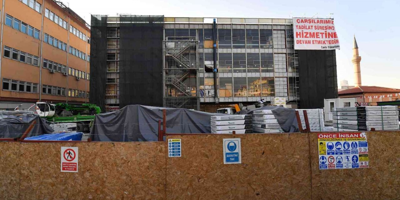 Ulus’ta dönüşüm sürüyor: 60 yıllık tarihi Anafartalar Çarşısı yenileniyor