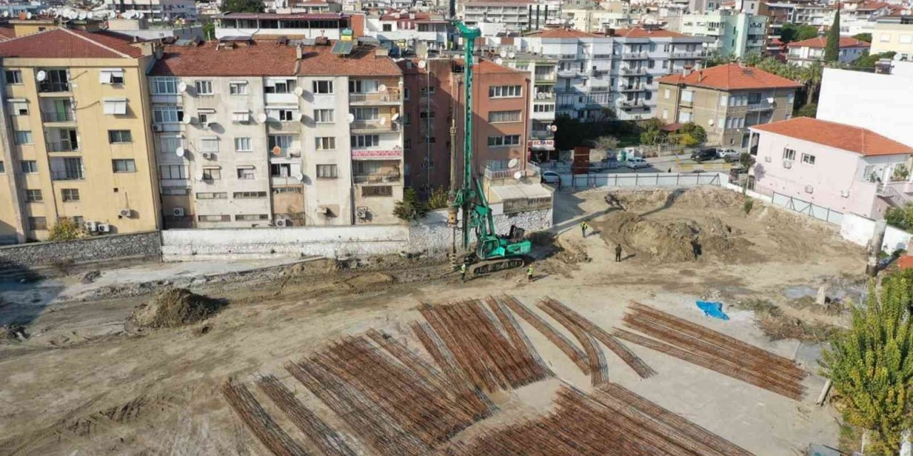 Söke Otoparkı’nın yapımı tüm hızıyla devam ediyor