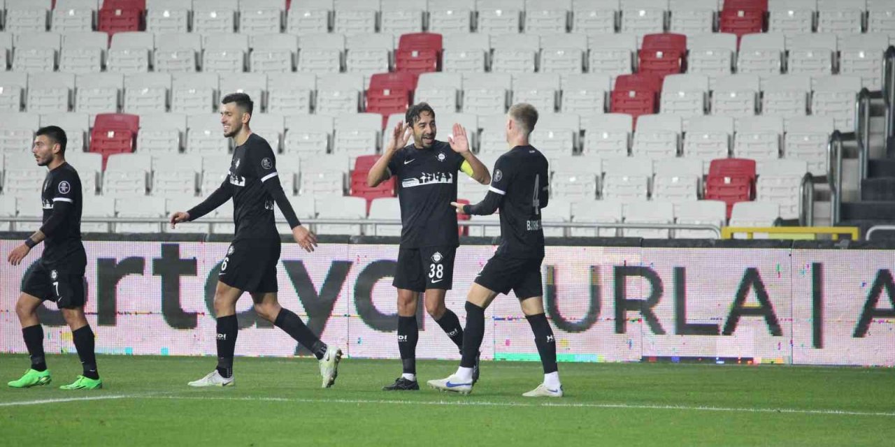 Altay’ın stoper ikilisi; takımın istikrar abidesi