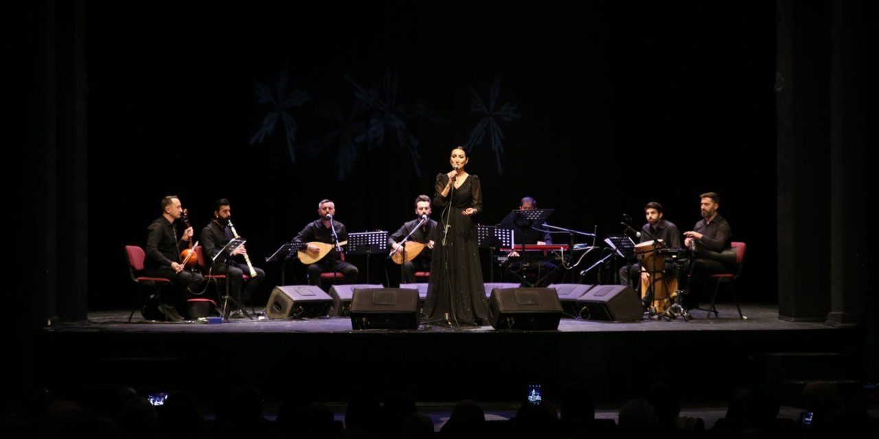 TKM’de türkü gecesi