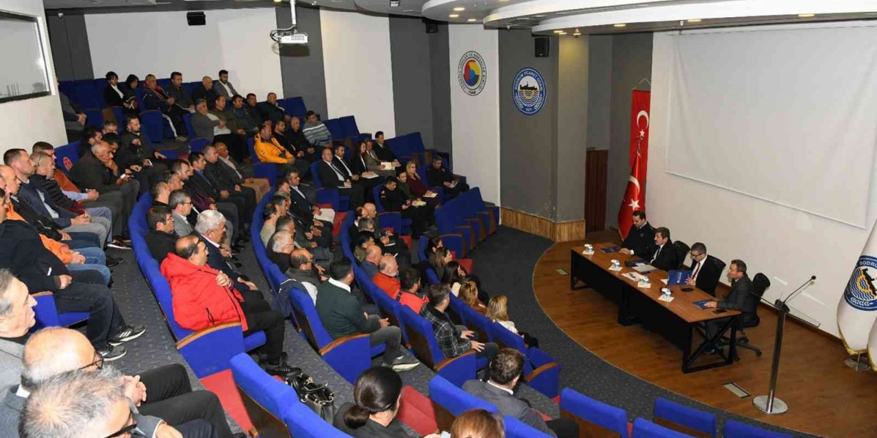 Vali Tavlı Bodrum’da muhtarlar ile bir araya geldi