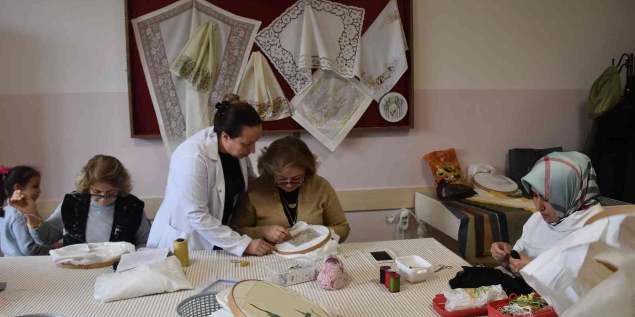 Geleneksel sanatlar Şahinbey’de yaşıyor