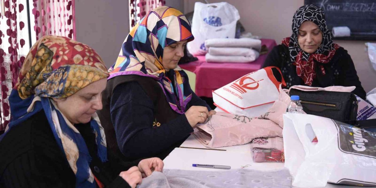 Tekkeköy kültür ve spor kurslarıyla gelişiyor