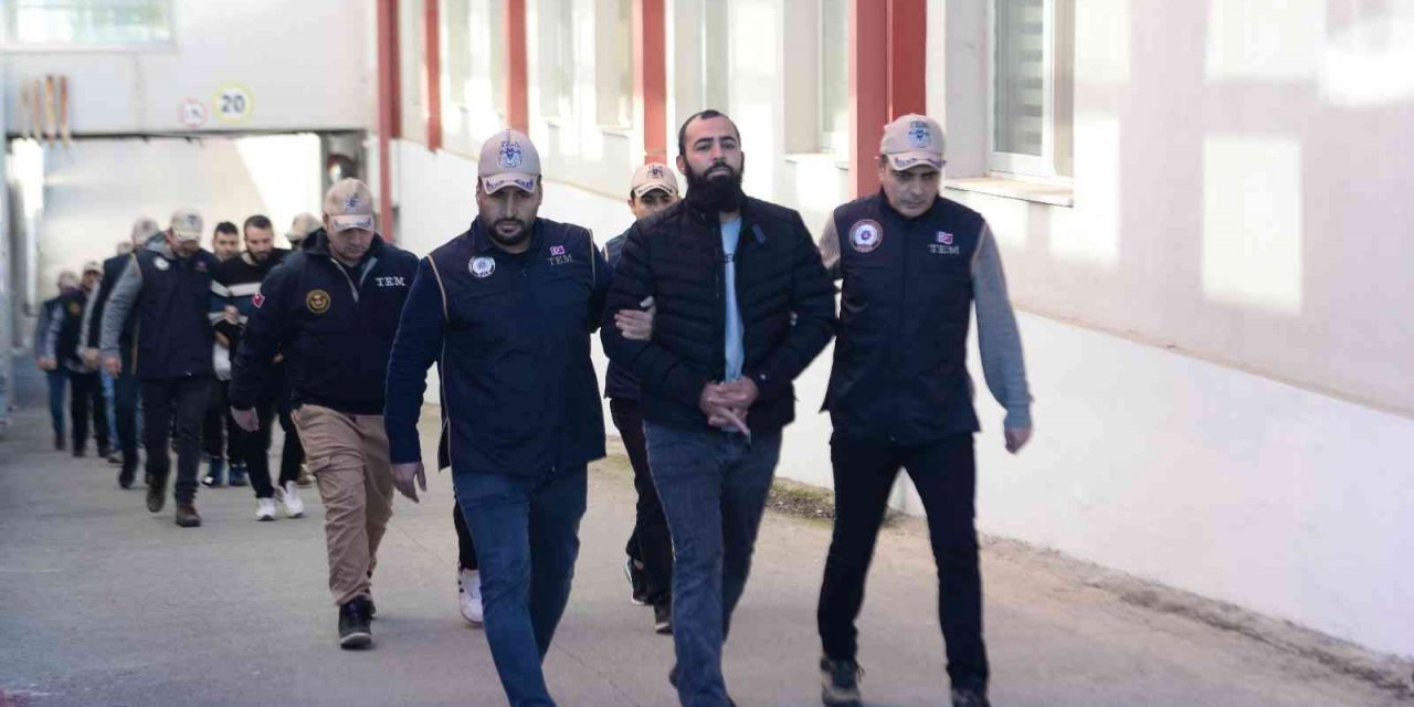 Adana’daki DEAŞ operasyonunda 4 tutuklama