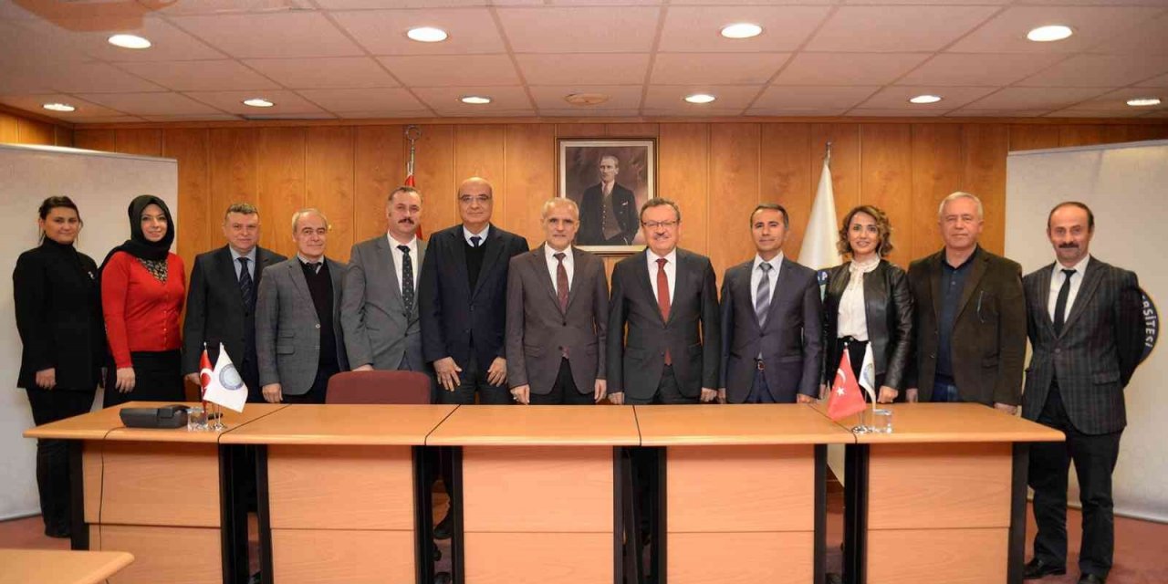 BUÜ’den hibrid ve elektrikli araç alanında özel protokol