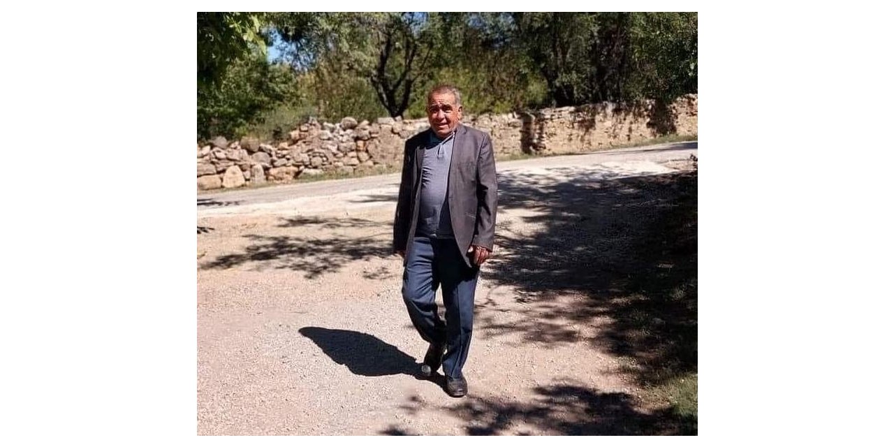 Devrilen traktörün sürücüsü öldü