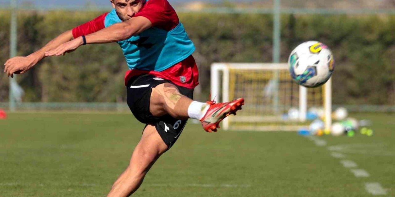 İlk yarının en şutör takımı Samsunspor