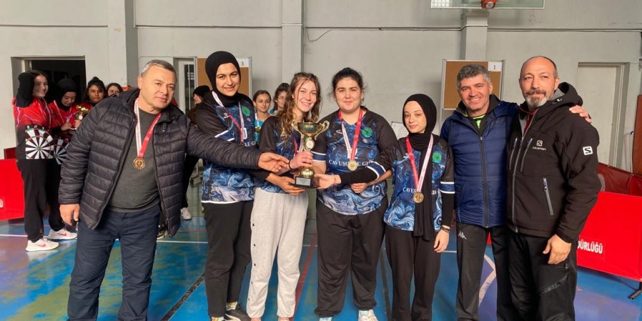 Salihli Şahin Şen Kız Anadolu İHL Manisa şampiyonu