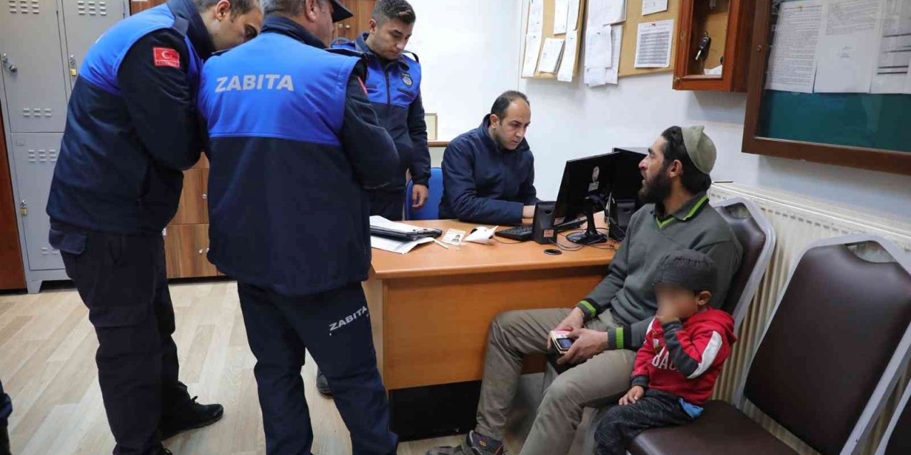 Gemlik zabıtasından dilenci operasyonu