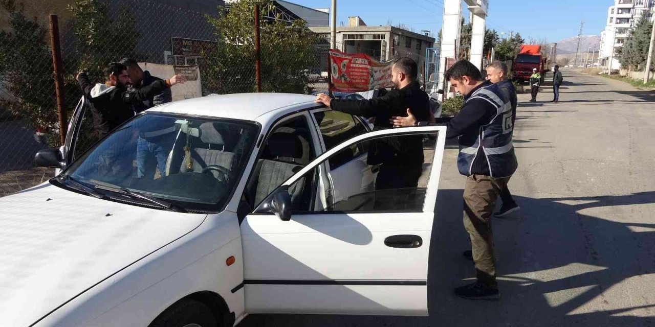 Küçük sanayi sitesinde asayiş uygulaması