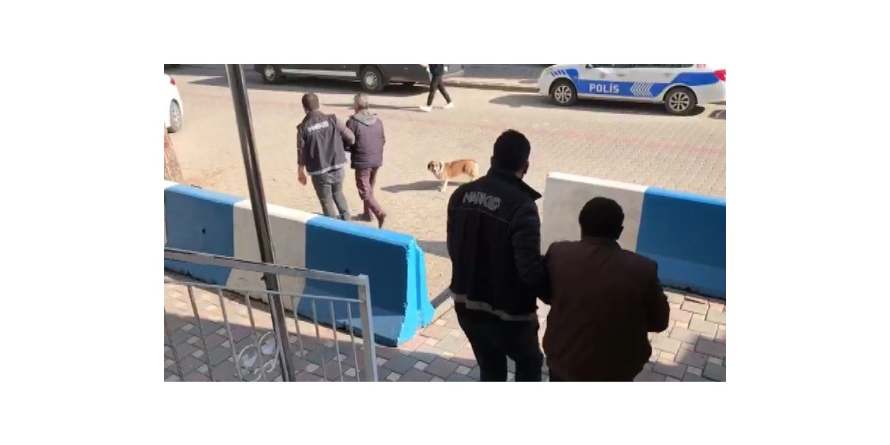 Uyuşturucu operasyonunda yakalanan 2 şüpheli tutuklandı