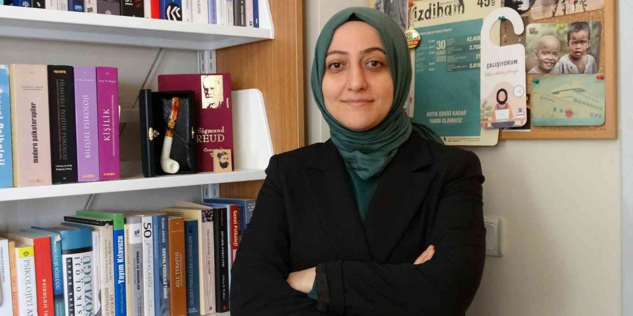 Abartılı giyinenler ve abartılı kas yapanlar kişilik bozukluğuna sahip olabilir