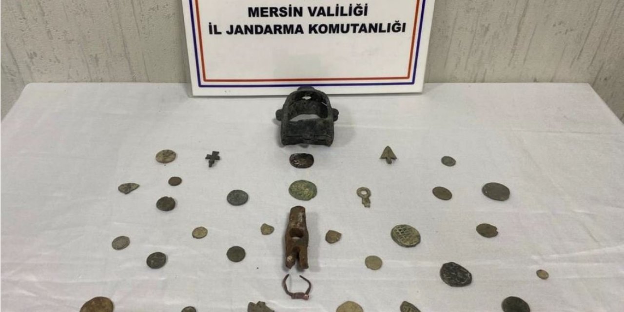 Mersin’de Roma ve Bizans dönemine ait 40 sikke ele geçirildi
