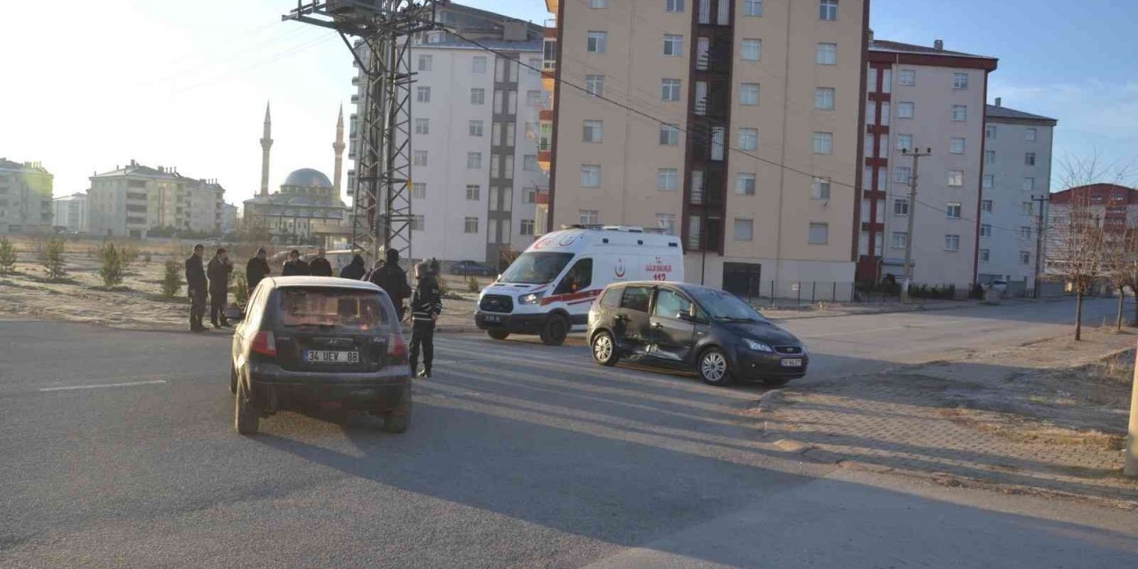 Buzlanma kazaya neden oldu, 5’i Çocuk 6 Yaralı