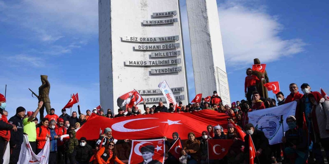 Bozüyük’te 15. Geleneksel Metristepe Zafer ve Şehitleri Anma Yürüyüşü