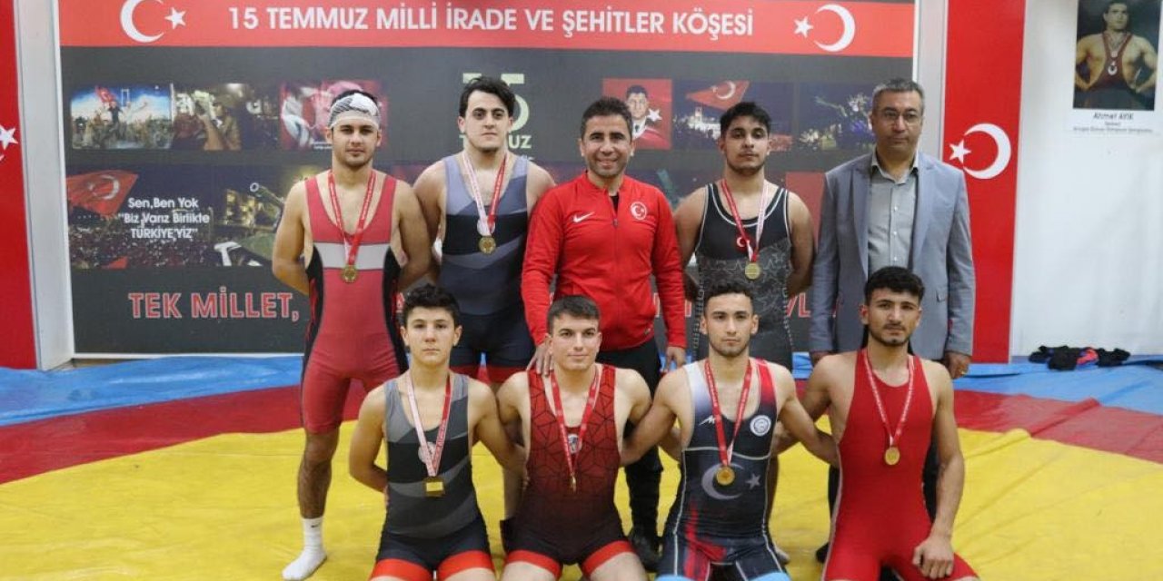 Aydın’ı temsil edecek güreşçiler belli oldu