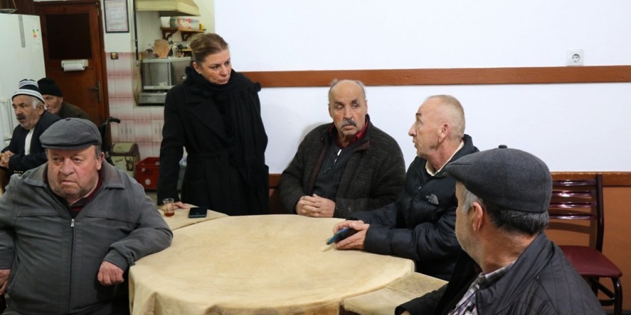 Başkan Köse esnafı yerinde dinliyor
