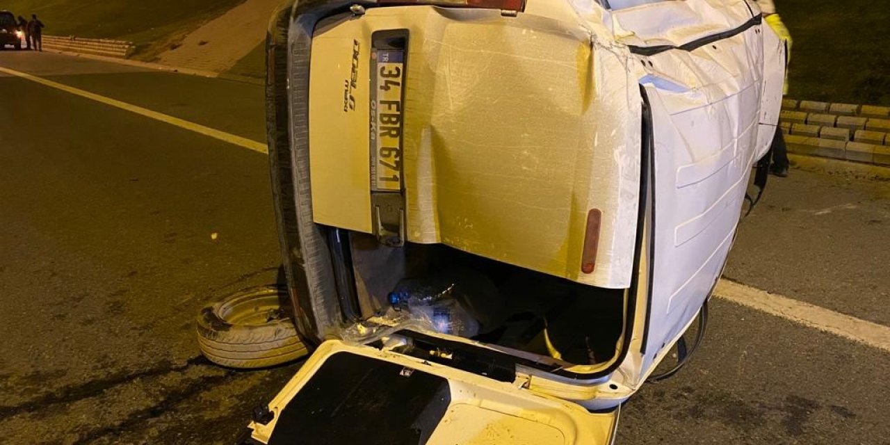 Üsküdar’da kontrolden çıkan araç köprüden bağlantı yoluna düştü: 4 yaralı