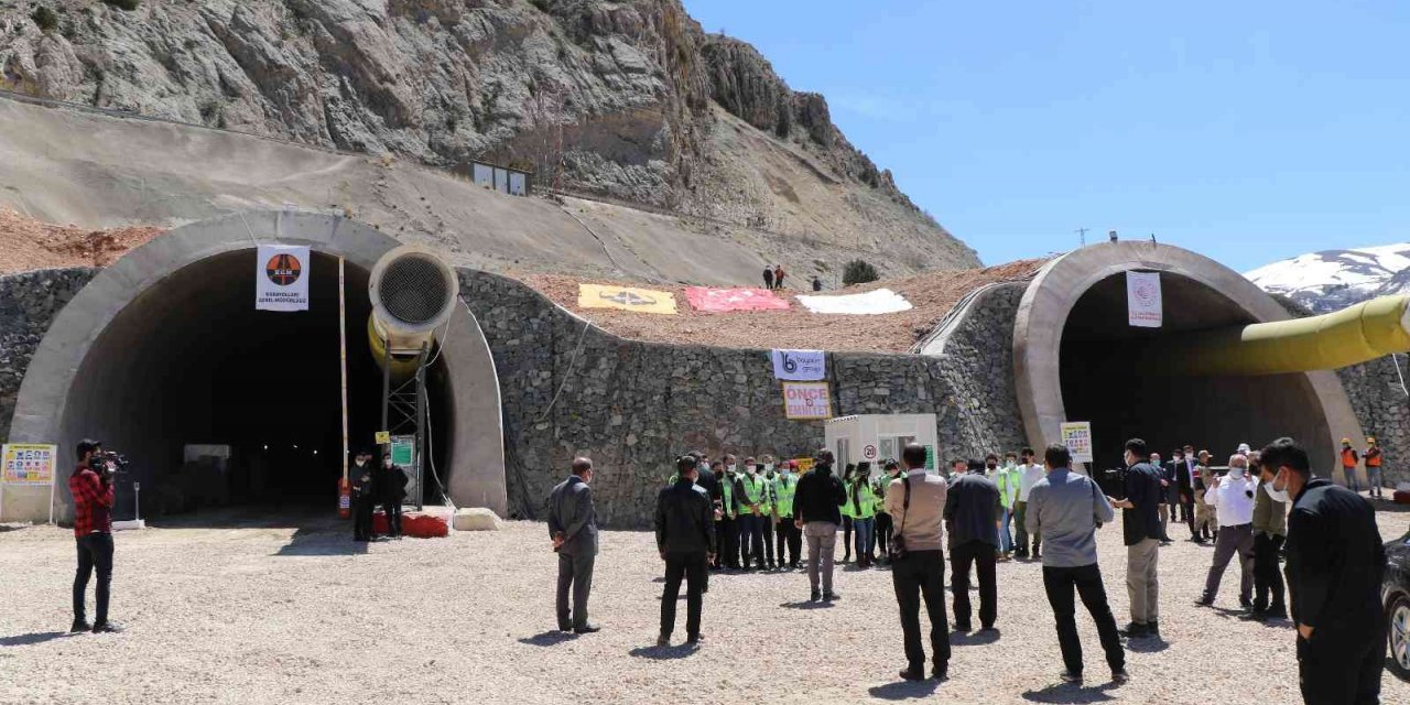 Kop Dağı Tüneli ile kış çilesi bitecek