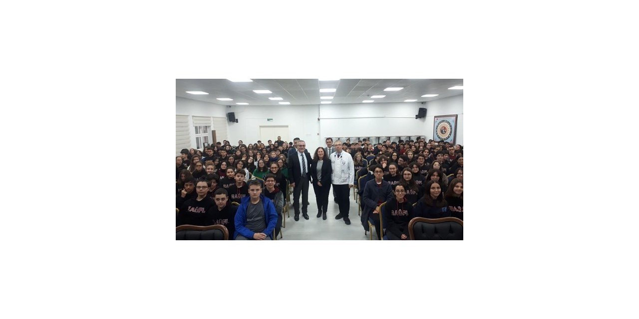 Öğrencilere matematiği sevdiren seminerler yapıldı