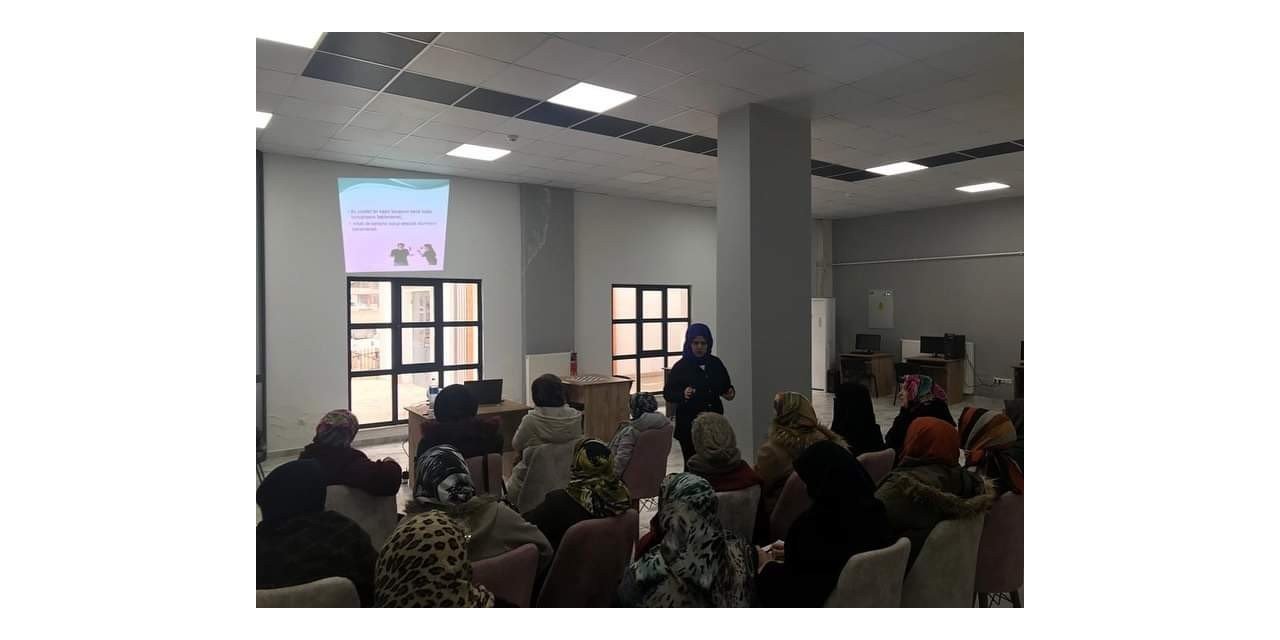 Elazığ’da ’ailede çocukla iletişim’ semineri düzenlendi