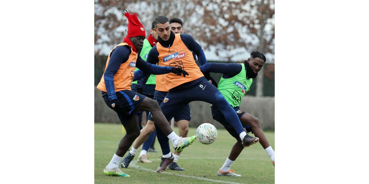 Kayserispor Ankara’da kampa girdi