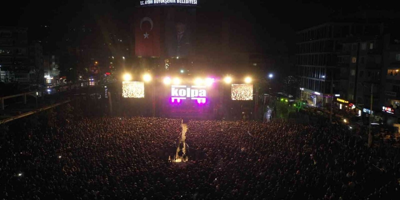 Kolpa ve Eypio on binlerce Aydınlıya unutulmaz bir akşam yaşattı