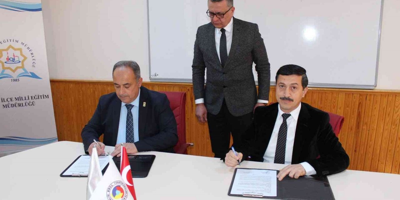 Ilgın Ticaret Borsası’ndan Bilim ve Sanat Merkezi’ne anlamlı destek